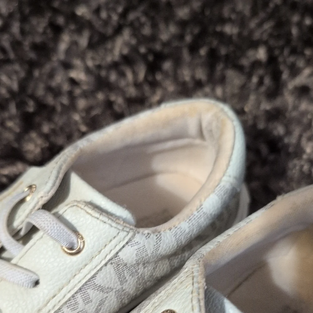 Michael Kors White and Gold Kids Dress Shoes